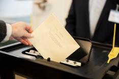 Ballot box 2 Ballot box 2